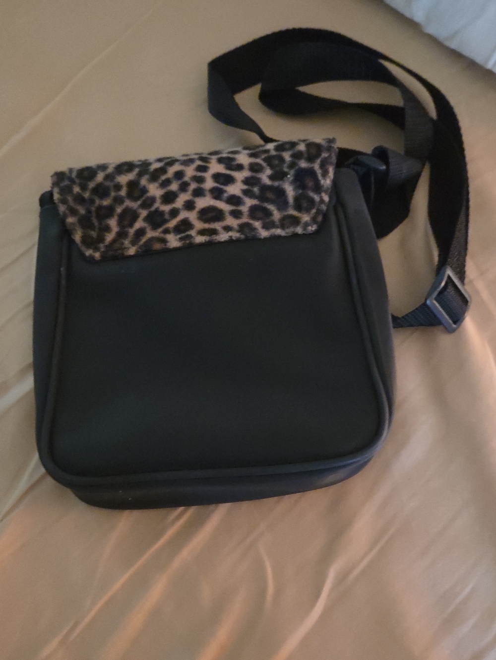 Leopard Print Crossbody Bag - Black Trim - Picture 2 of 4